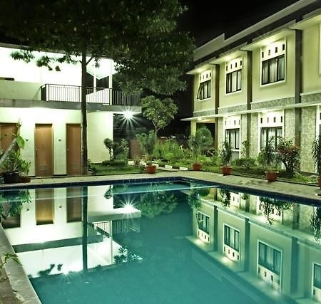 Gumilang Hotel Bogor Esterno foto