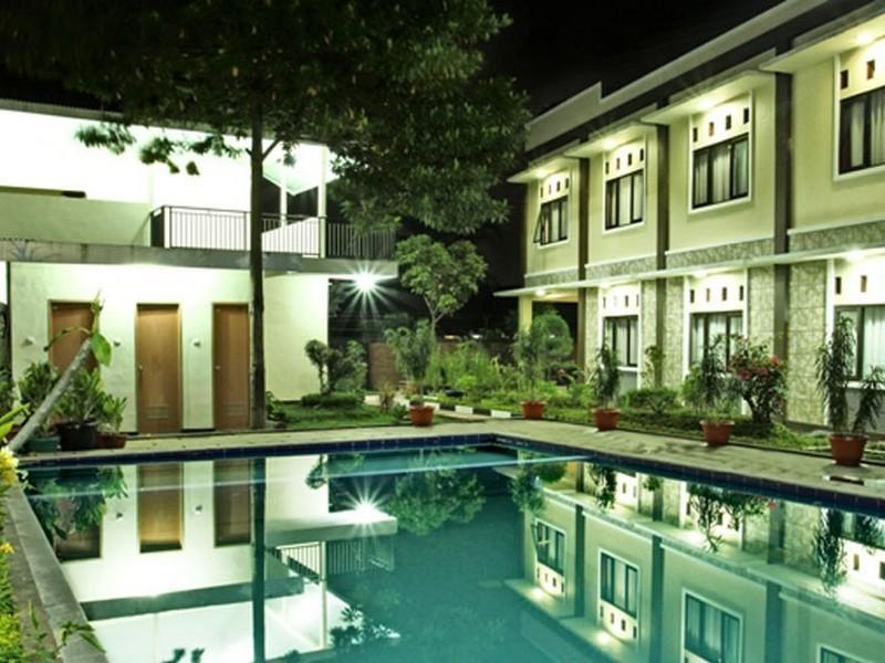 Gumilang Hotel Bogor Esterno foto