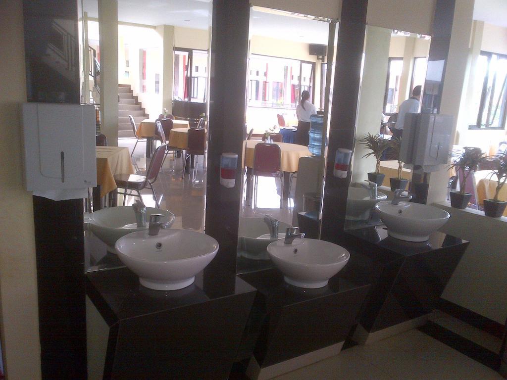 Gumilang Hotel Bogor Esterno foto